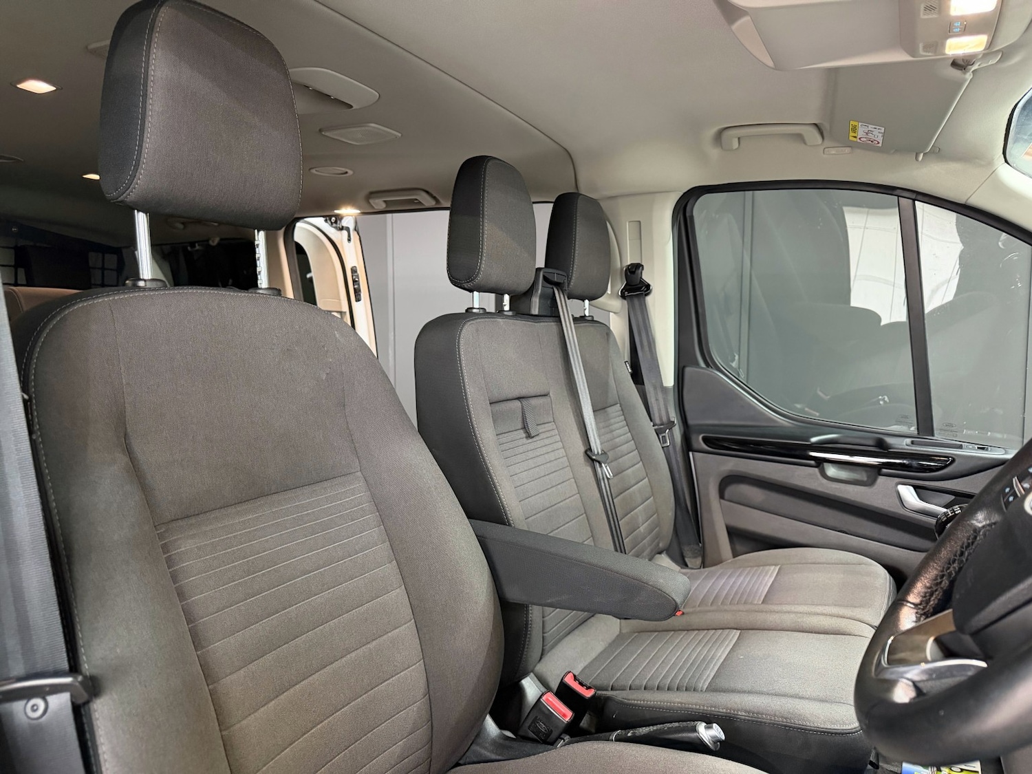 Used Ford Tourneo Custom 2019 for sale - 77822325: Photo 5