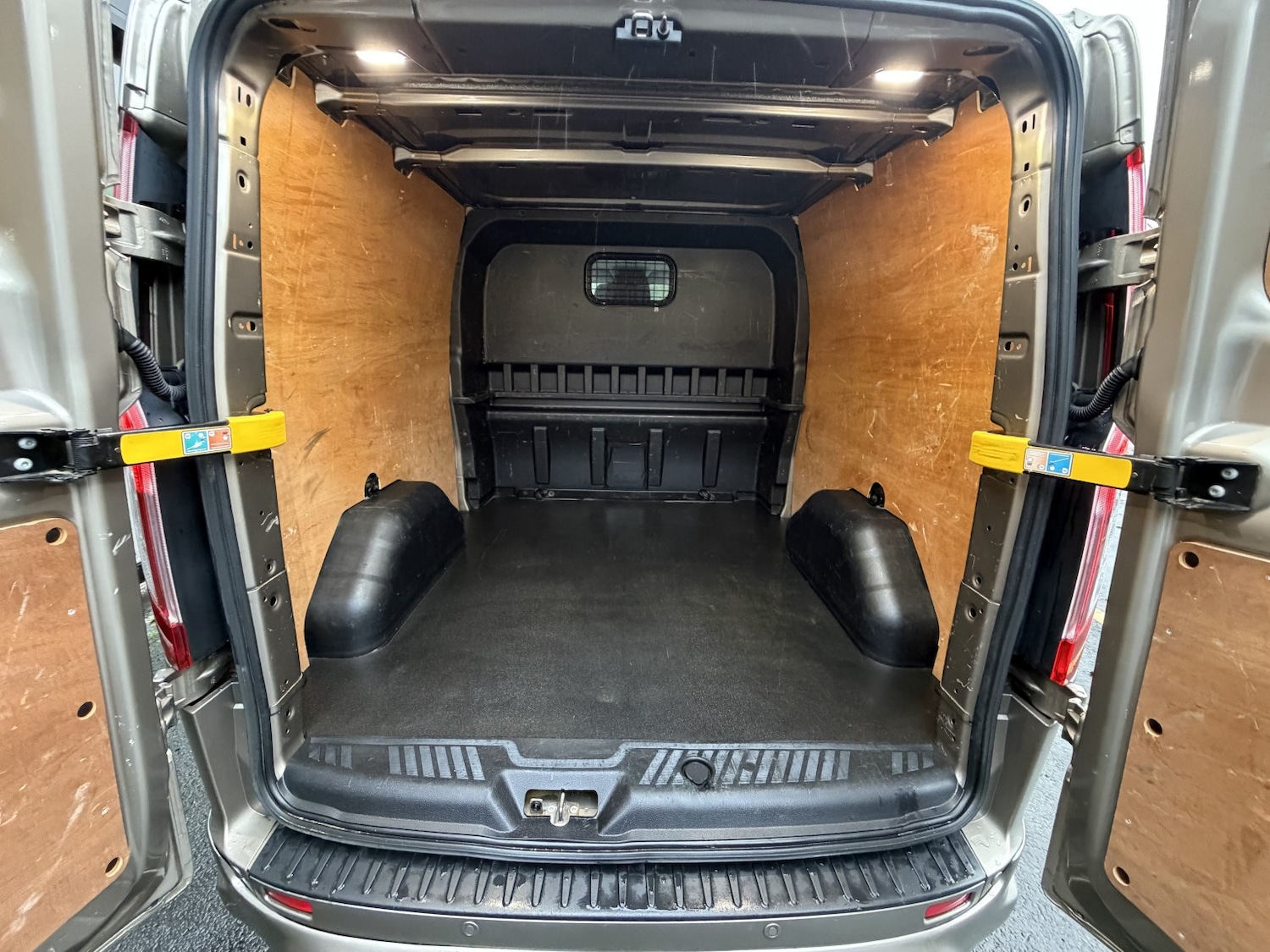 Used Ford Transit 2020 for sale - 76531226: Photo 12