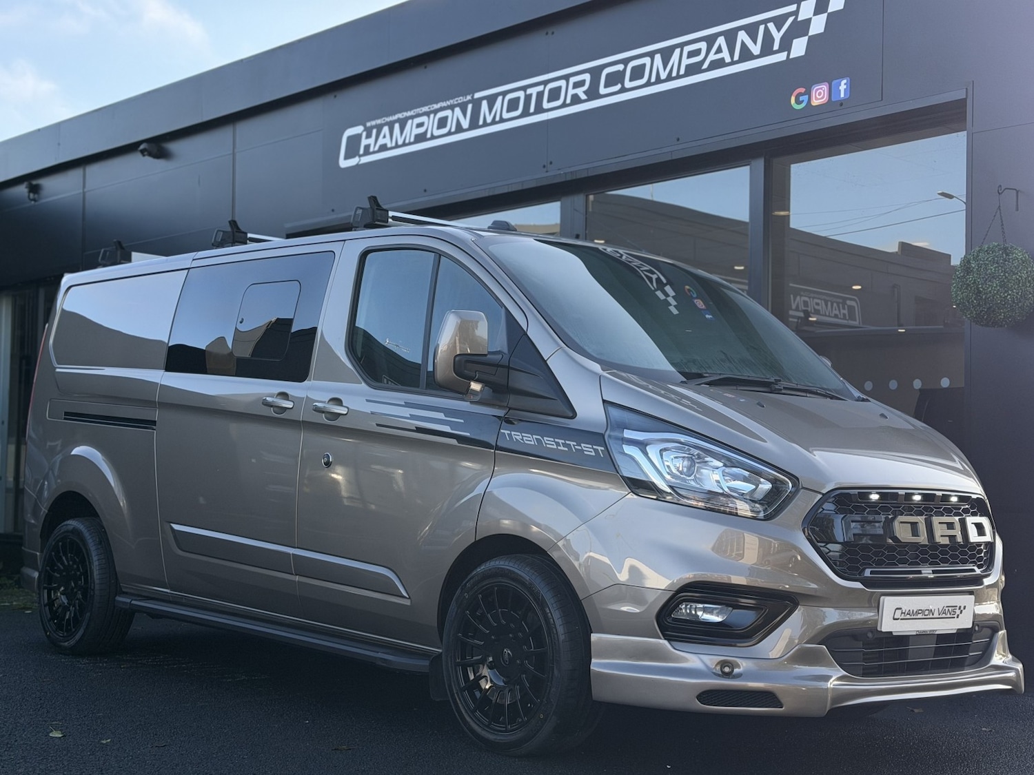 Used Ford Transit 2020 for sale - 76531226: Photo 2