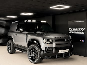 Used Land Rover Defender 2024 for sale - 79467672: Photo