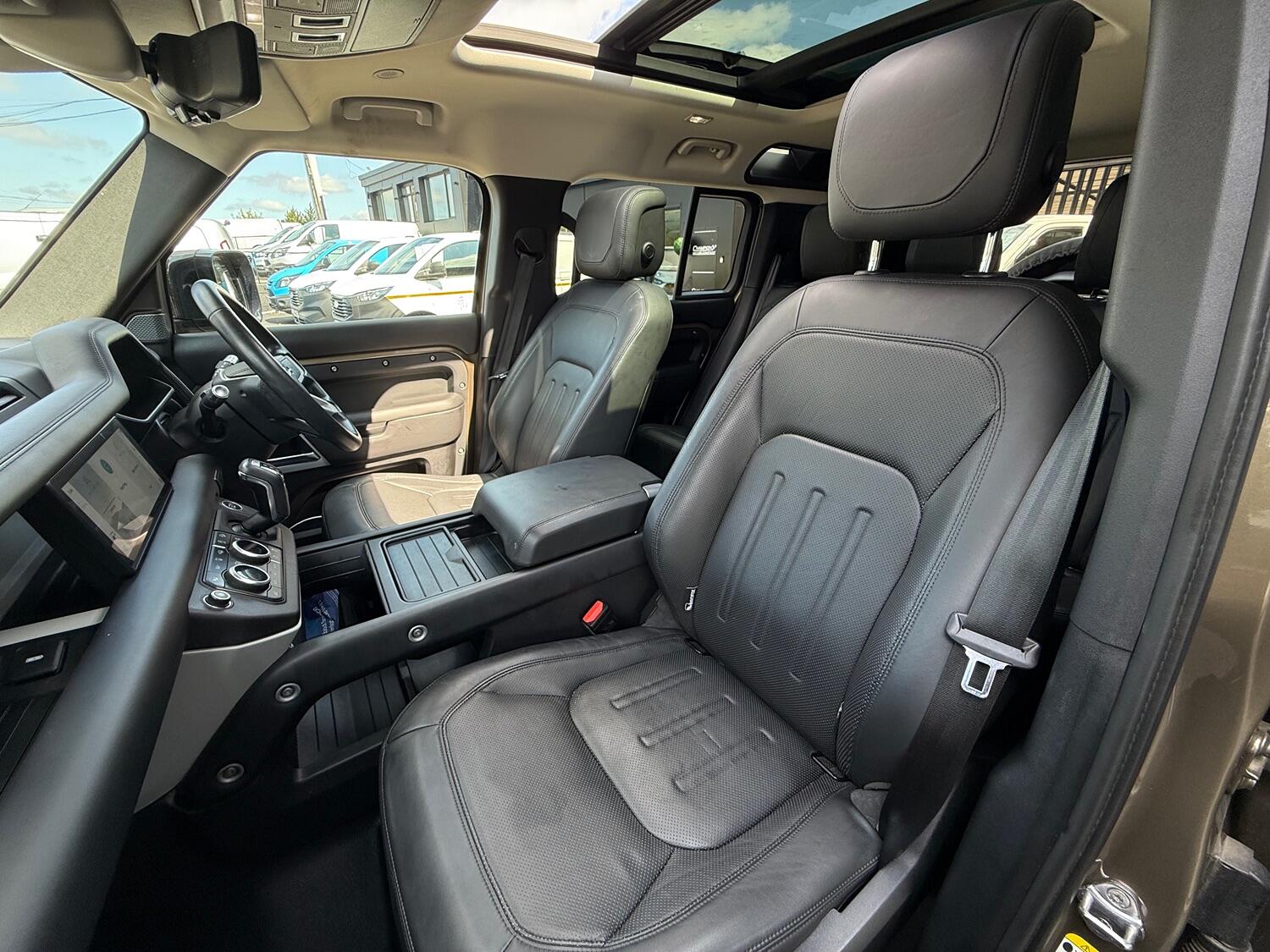 Used Land Rover Defender 2020 for sale - 76979526: Photo 10