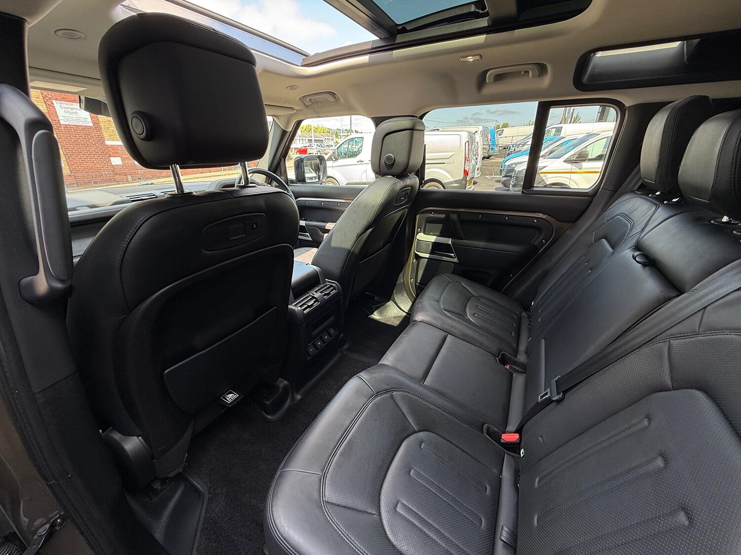 Used Land Rover Defender 2020 for sale - 76979526: Photo 26