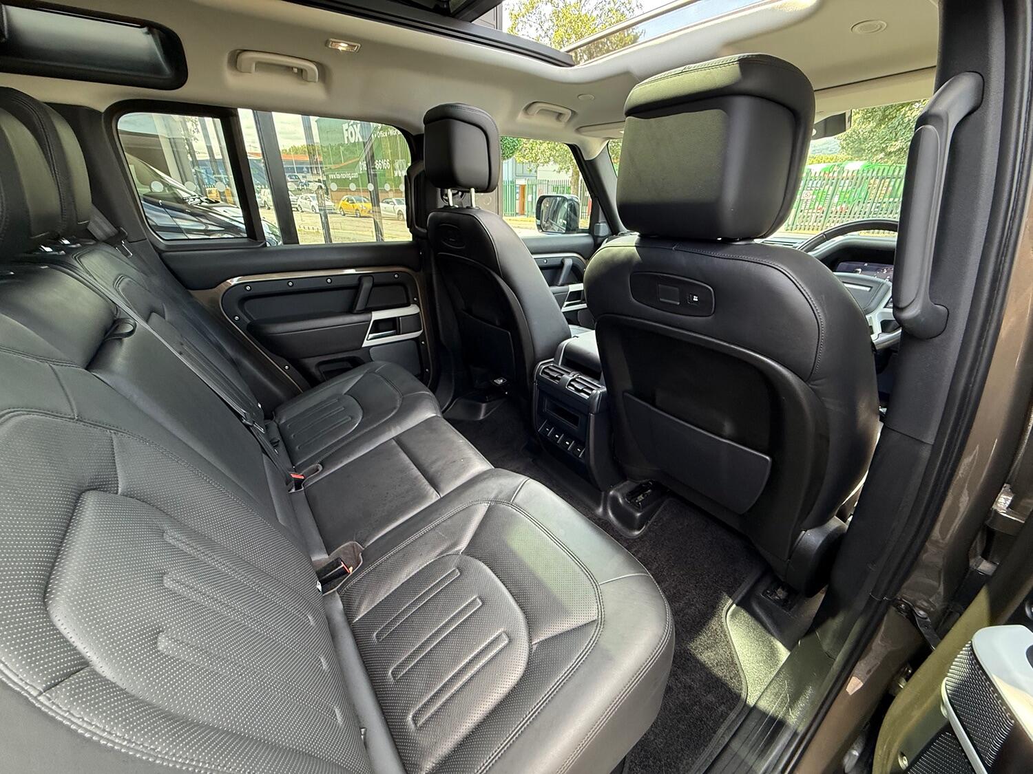 Used Land Rover Defender 2020 for sale - 76979526: Photo 27