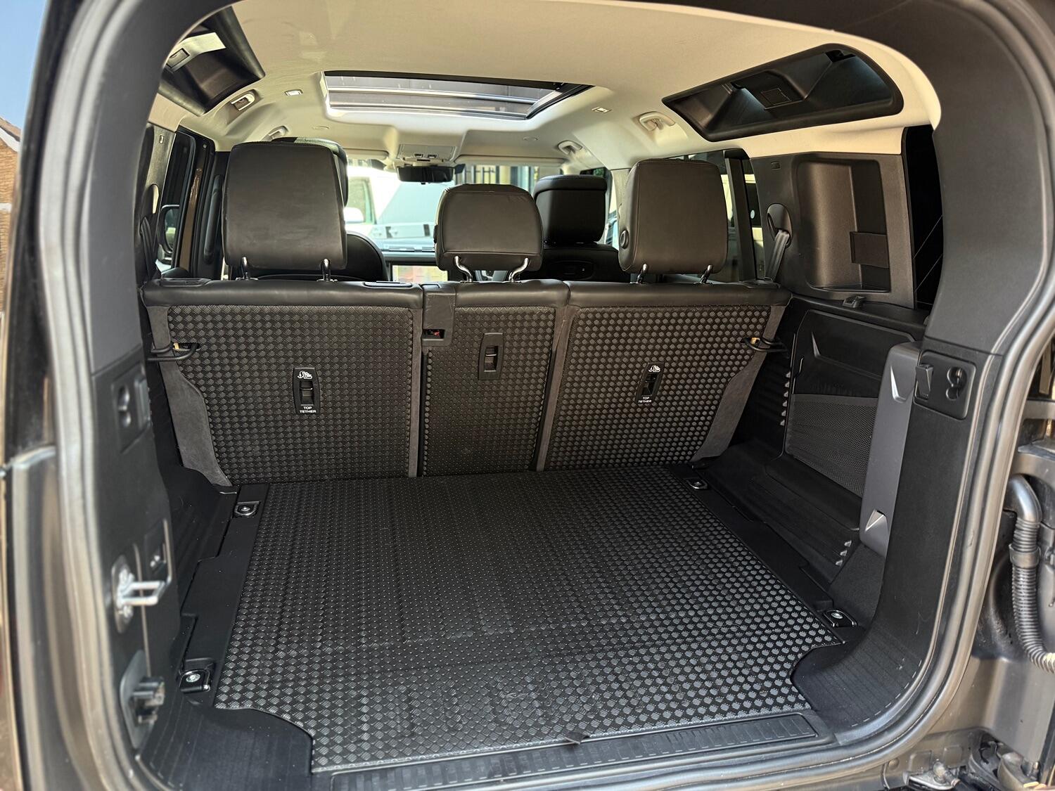 Used Land Rover Defender 2020 for sale - 76979526: Photo 41