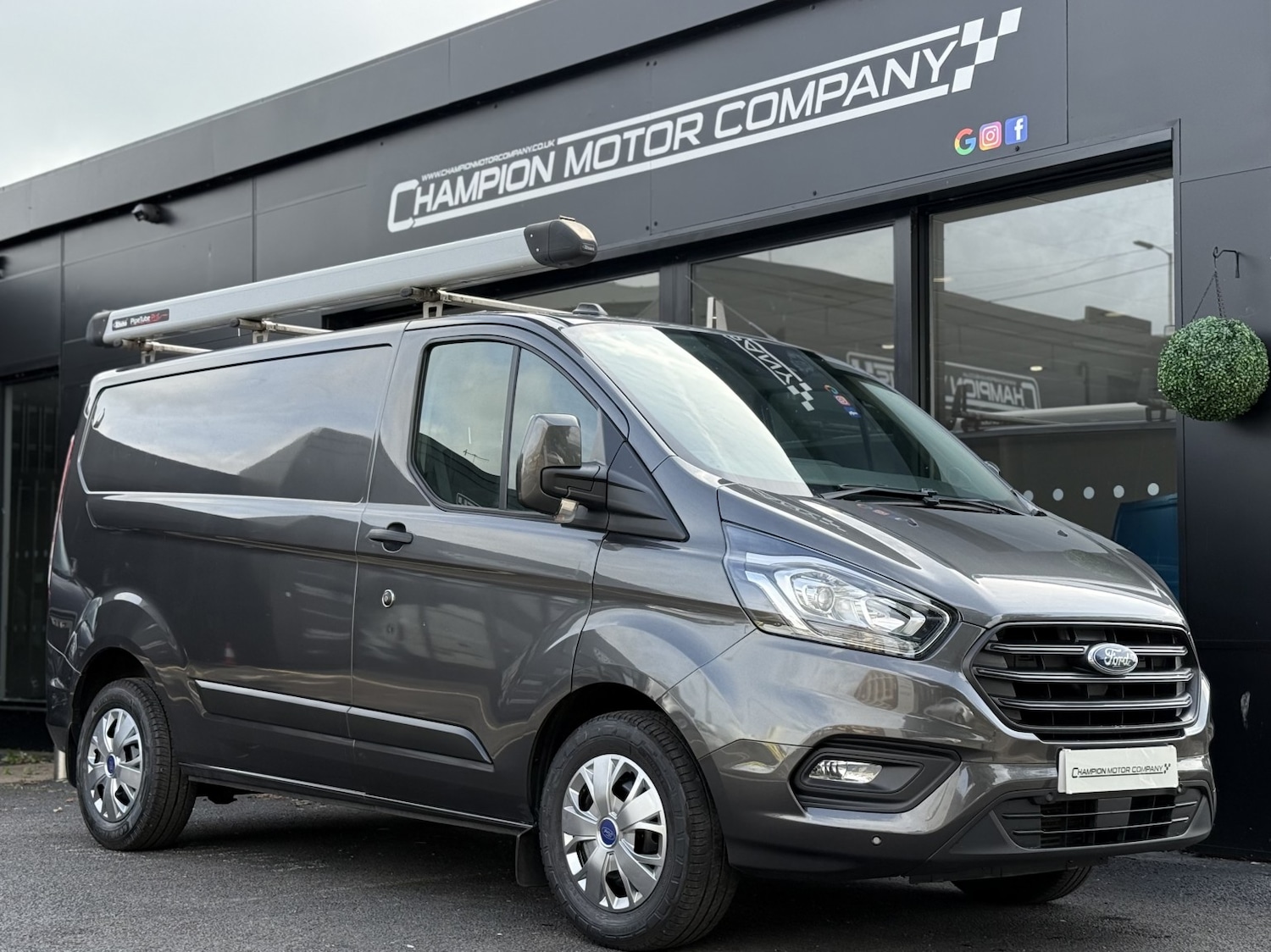 Used Ford Transit Custom 2022 for sale - 76286996: Photo 1