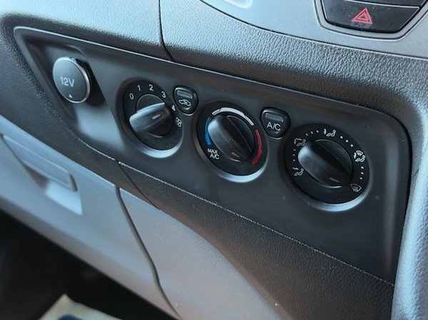 Used Ford Transit Custom 2017 for sale - 76075963: Photo 34