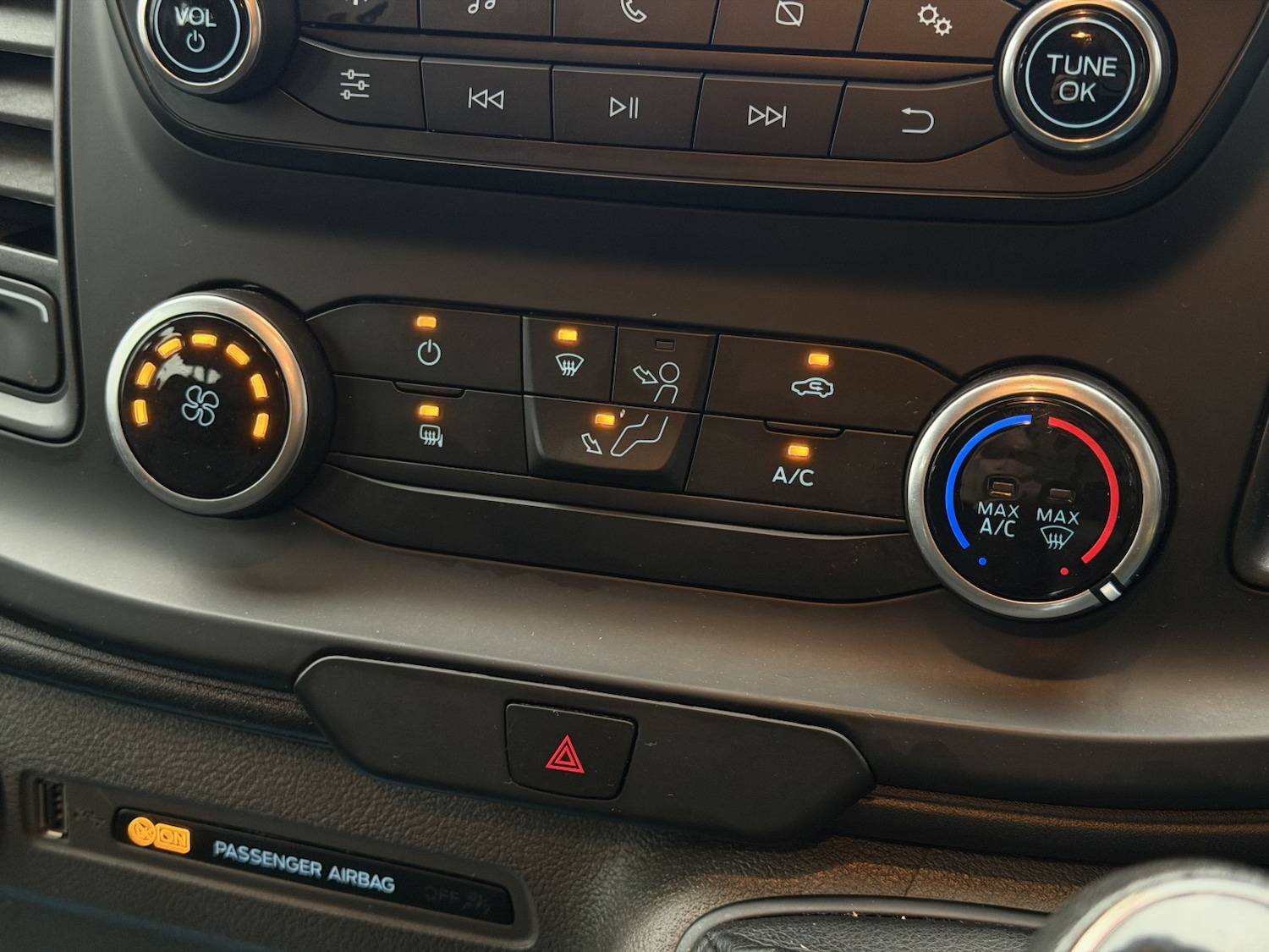 Used Ford Transit Custom 2020 for sale - 77535900: Photo 25