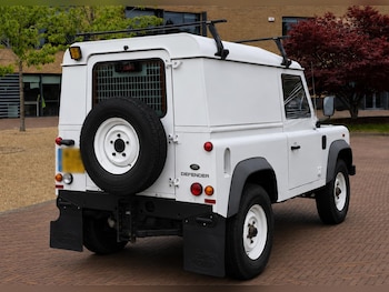 Used Land Rover Defender 2012 for sale - 79329984: Photo
