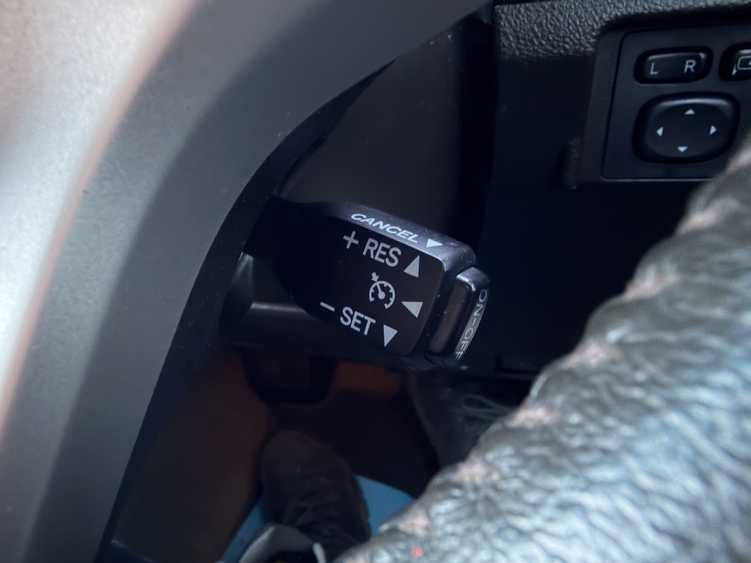 Used Toyota Land Cruiser 2010 for sale - 76799287: Photo 12