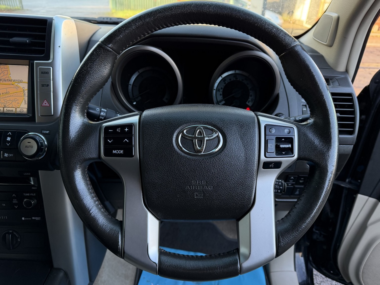 Used Toyota Land Cruiser 2010 for sale - 76799287: Photo 9