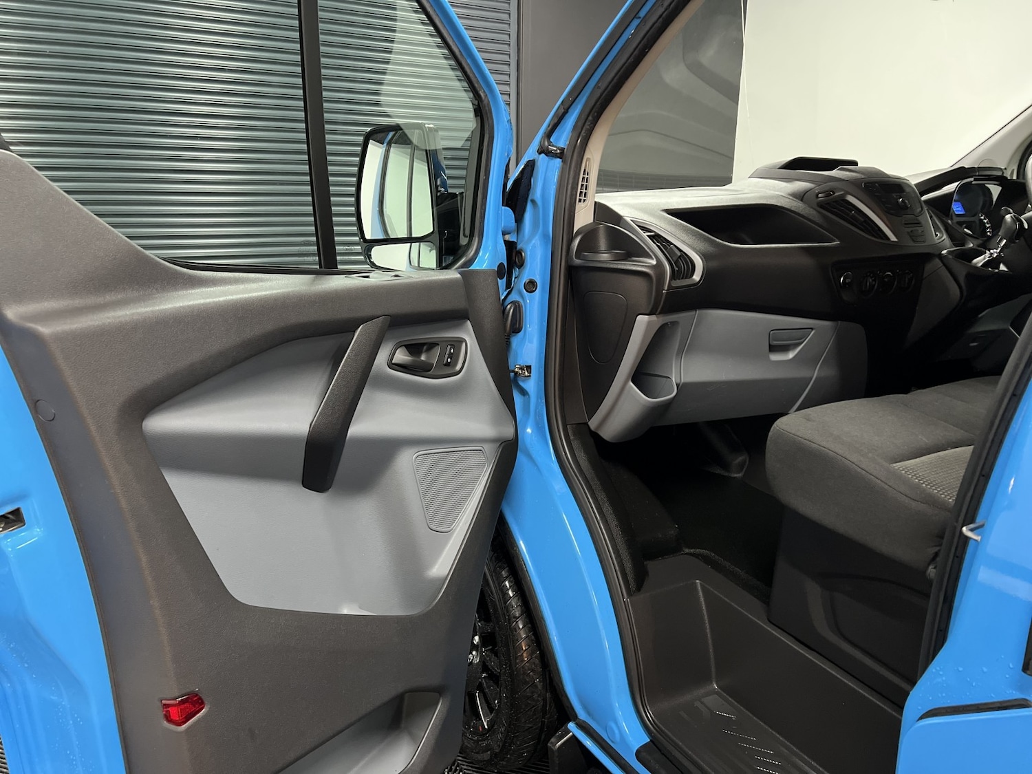 Used Ford Transit Custom 2017 for sale - 77632462: Photo 7