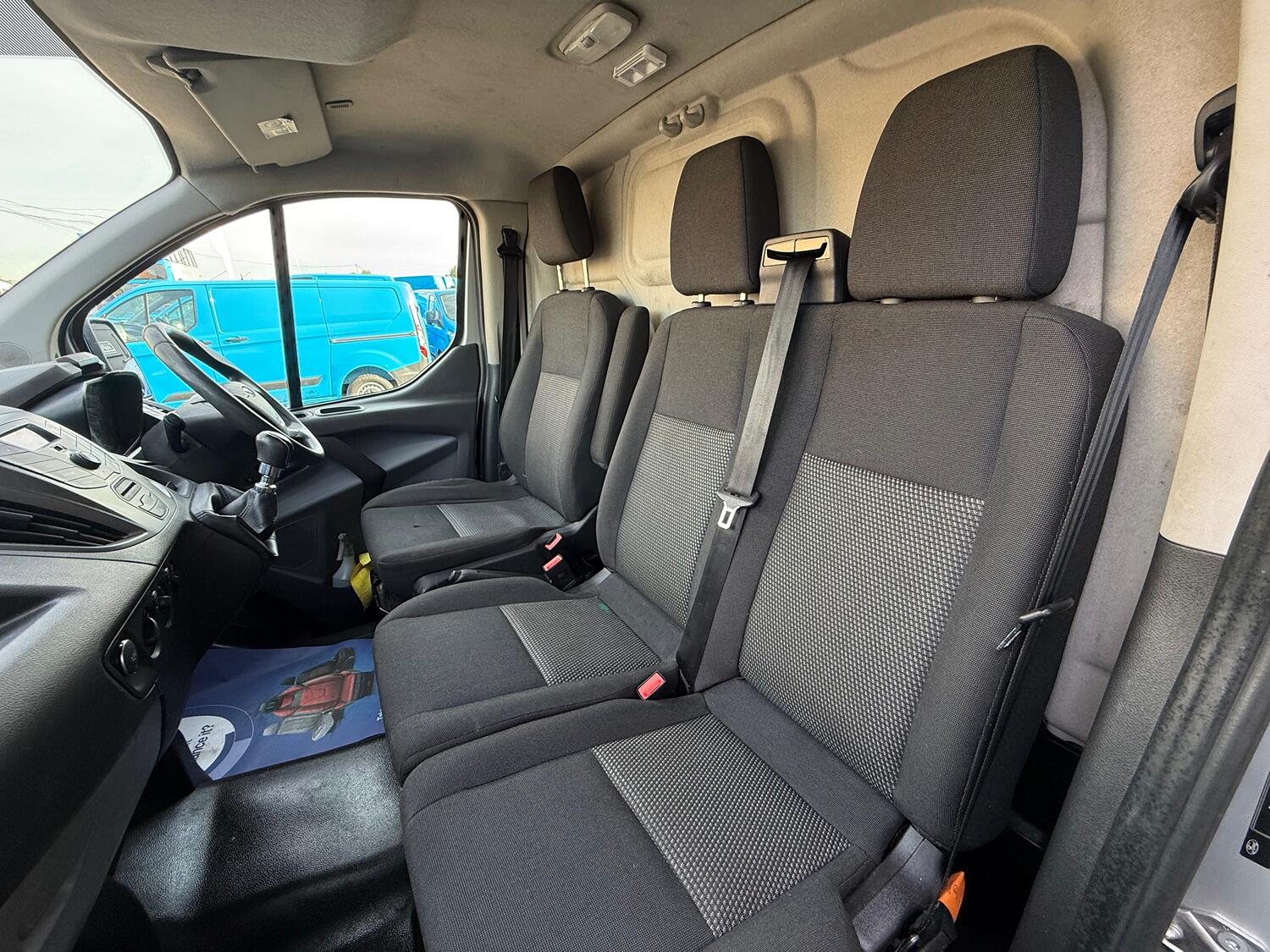 Used Ford Transit Custom 2017 for sale - 76793118: Photo 19