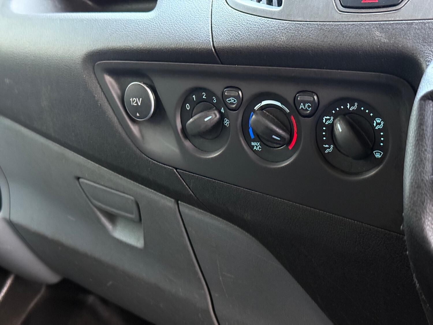 Used Ford Transit Custom 2017 for sale - 76793118: Photo 22