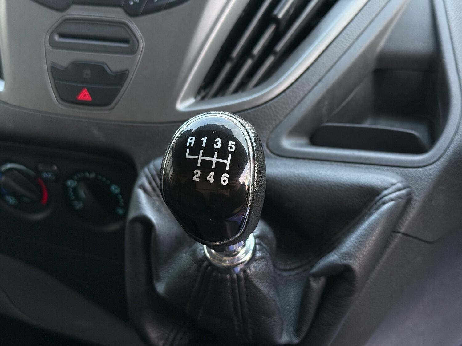 Used Ford Transit Custom 2017 for sale - 76793118: Photo 23