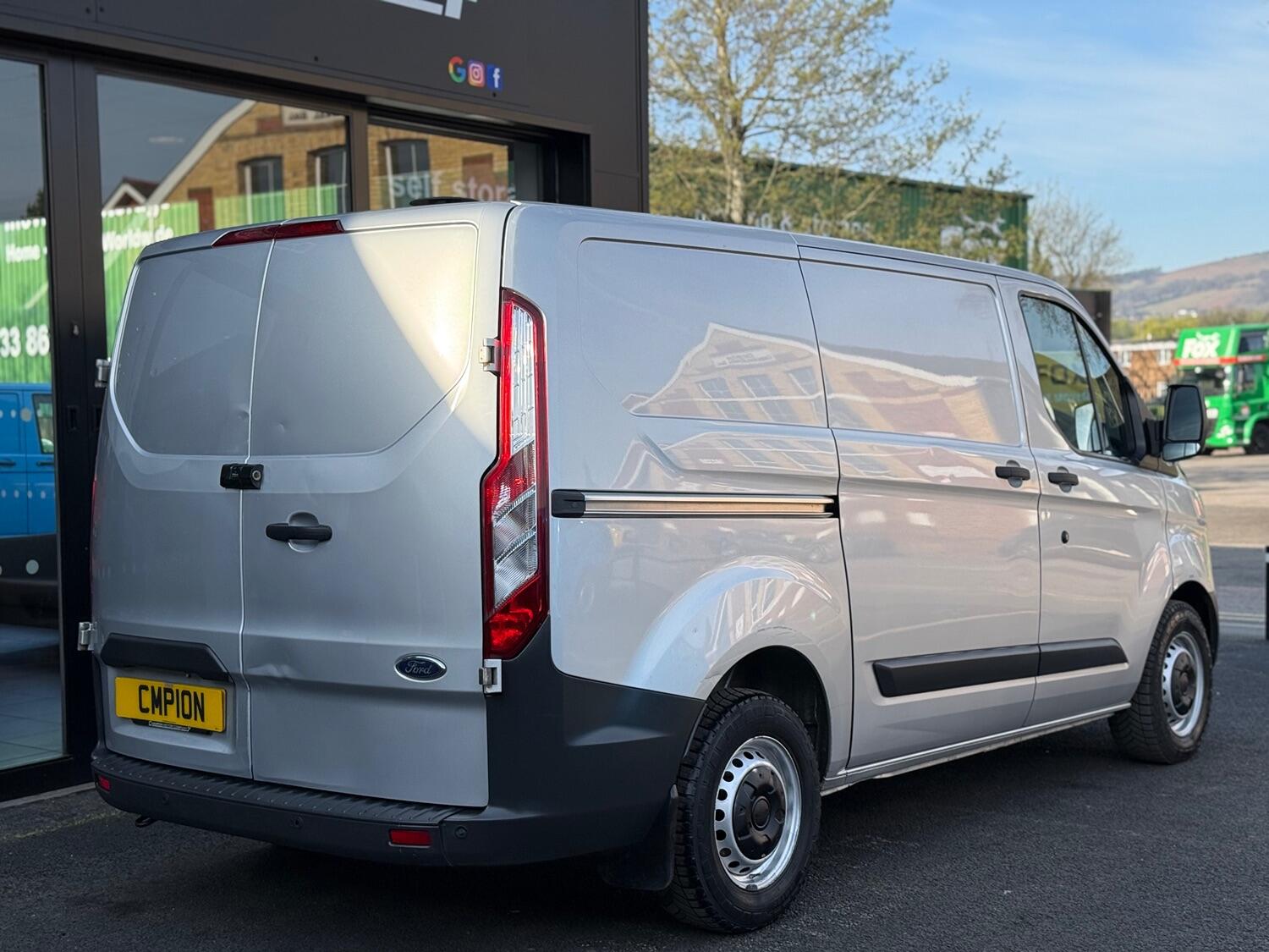 Used Ford Transit Custom 2017 for sale - 76793118: Photo 26