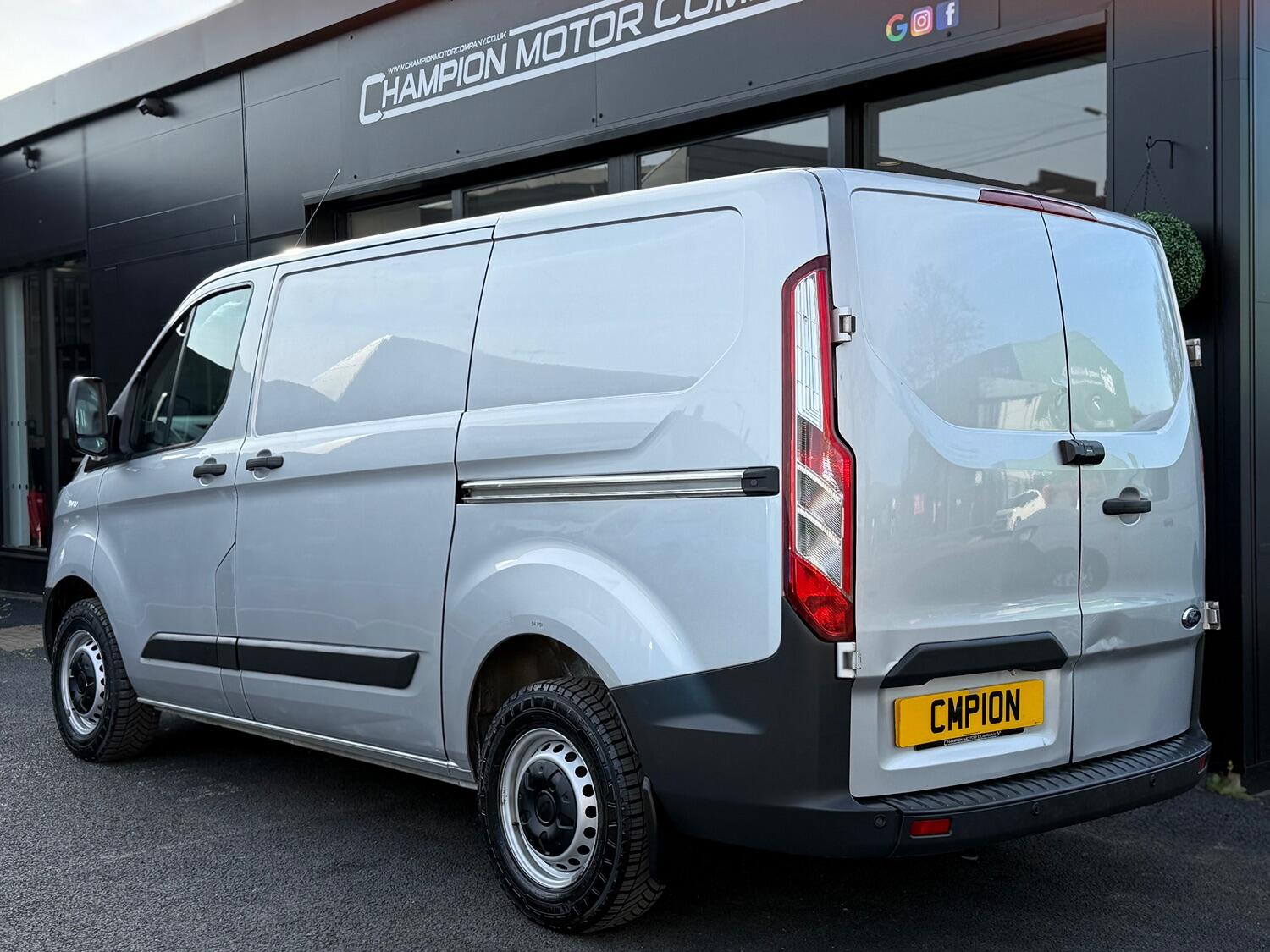 Used Ford Transit Custom 2017 for sale - 76793118: Photo 27