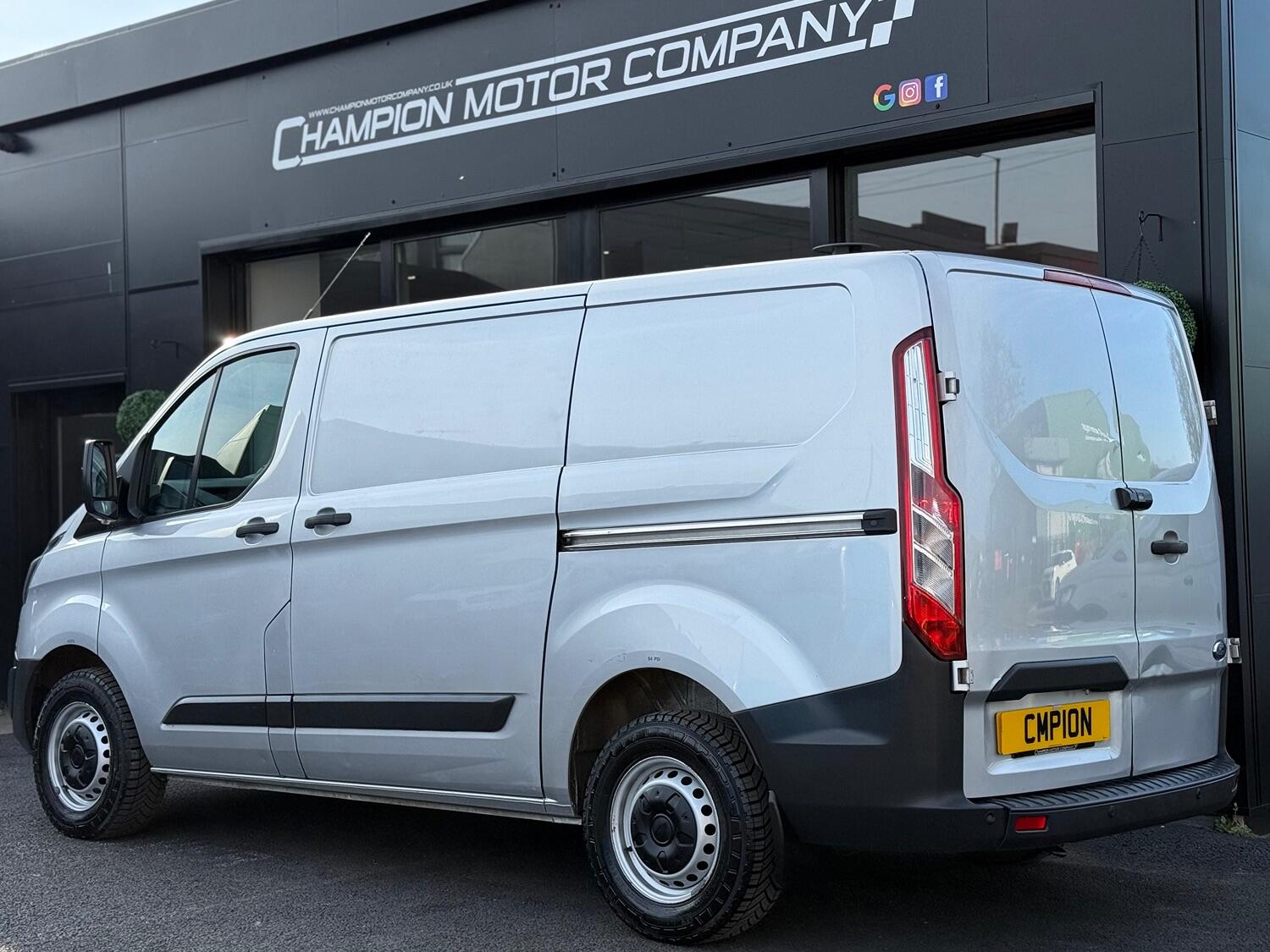 Used Ford Transit Custom 2017 for sale - 76793118: Photo 28