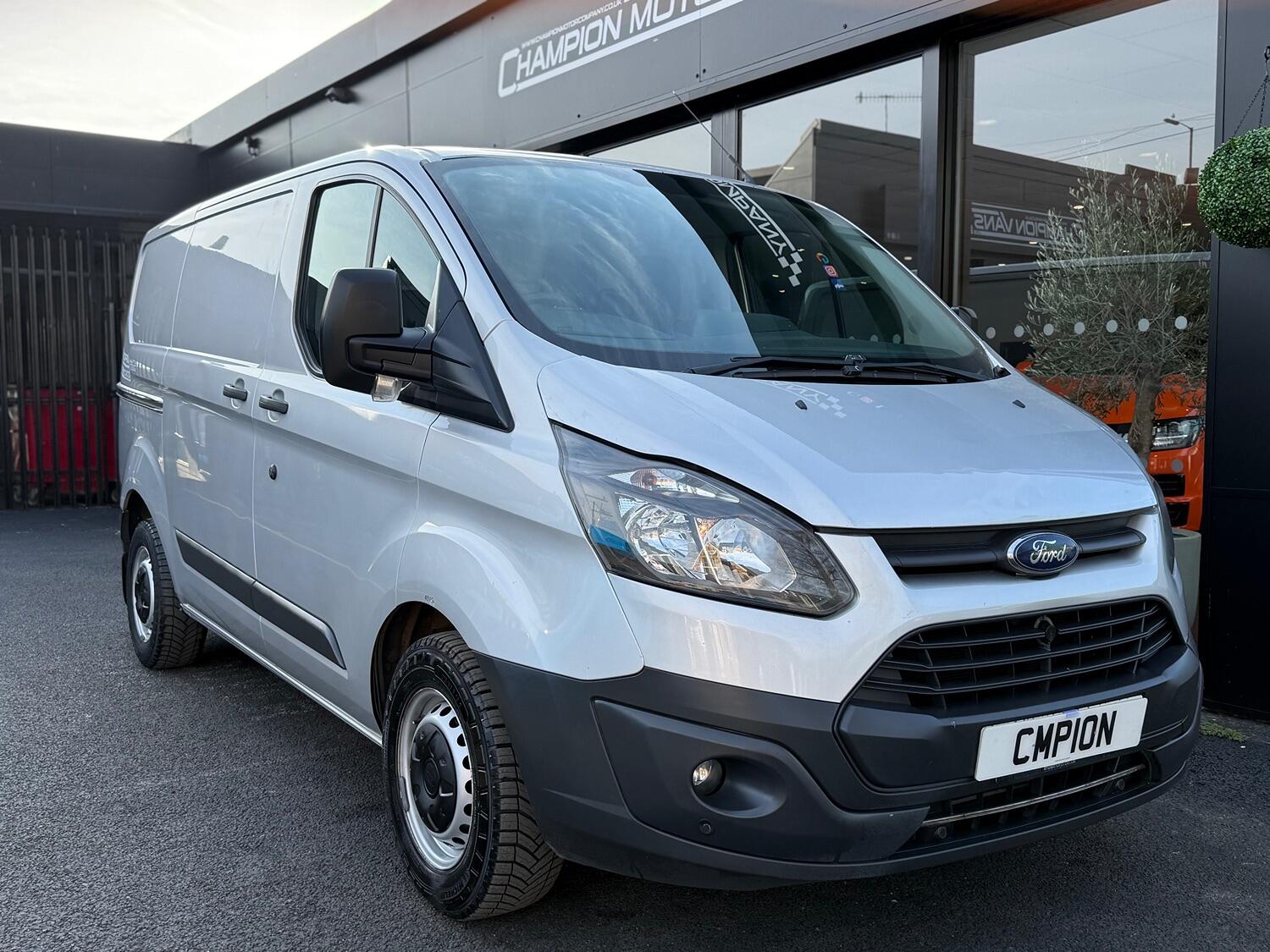 Used Ford Transit Custom 2017 for sale - 76793118: Photo 8