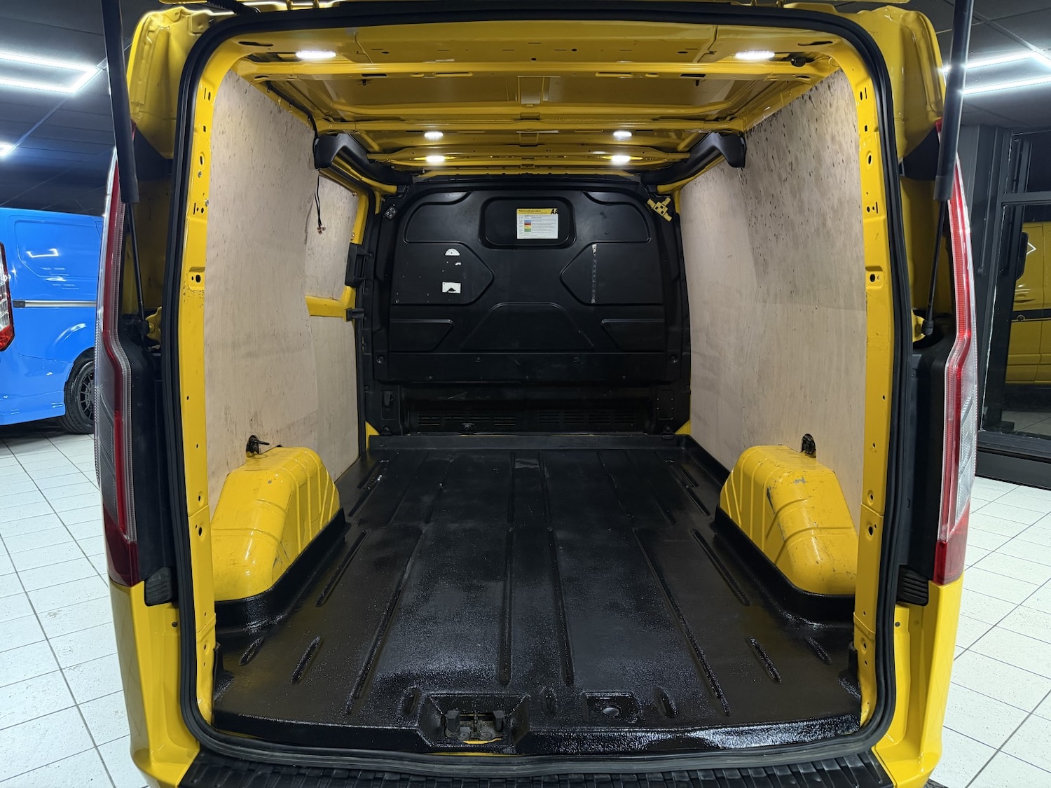 Used Ford Transit Custom 2019 for sale - 77398360: Photo 19