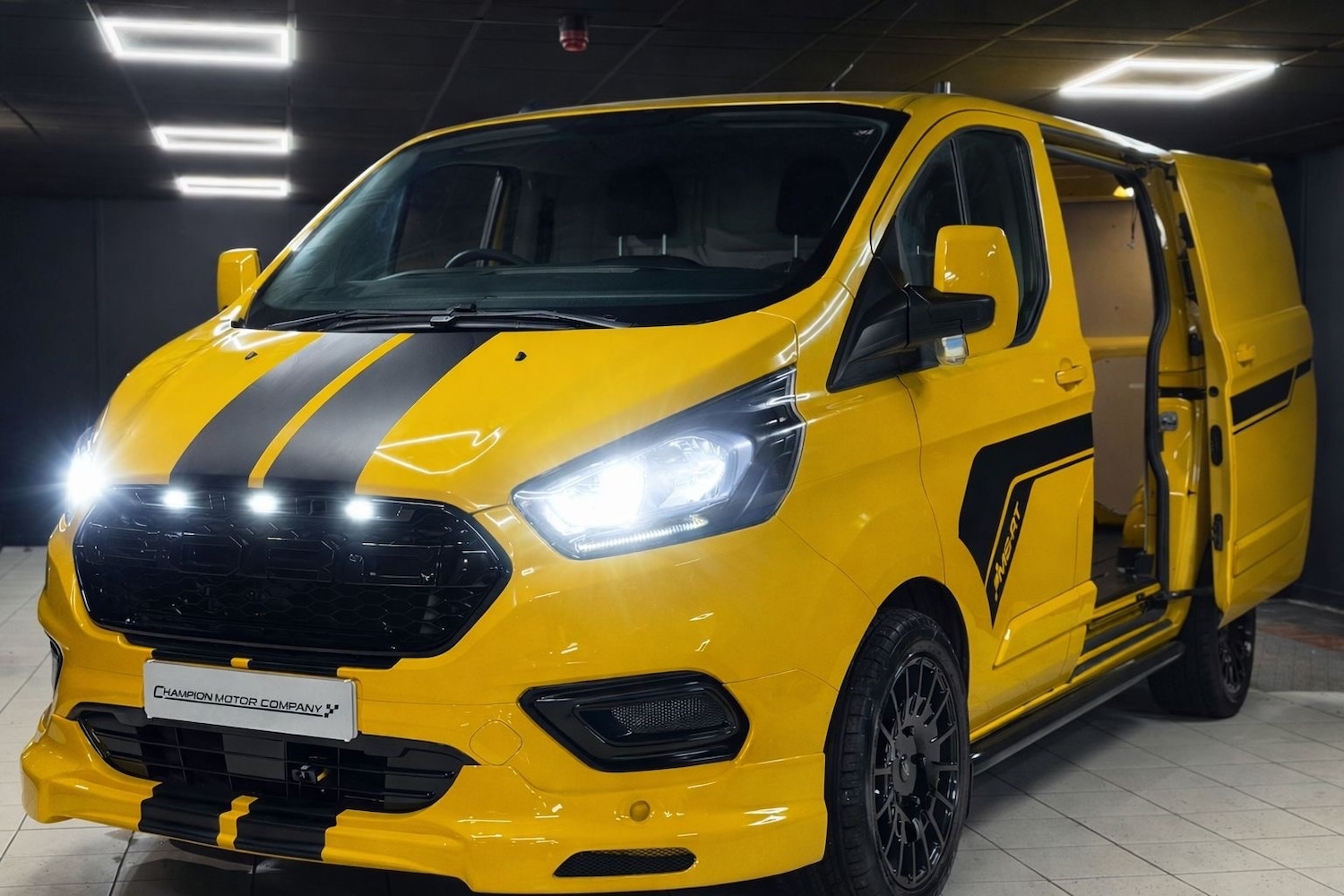 Used Ford Transit Custom 2019 for sale - 77398360: Photo 3