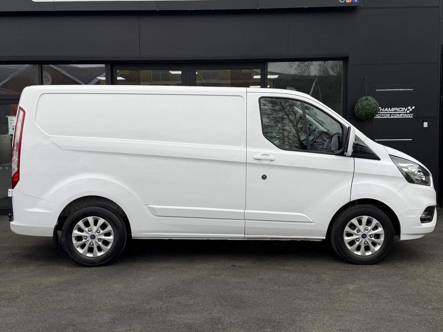 Used Ford Transit Custom 2023 for sale - 78084438: Photo 27
