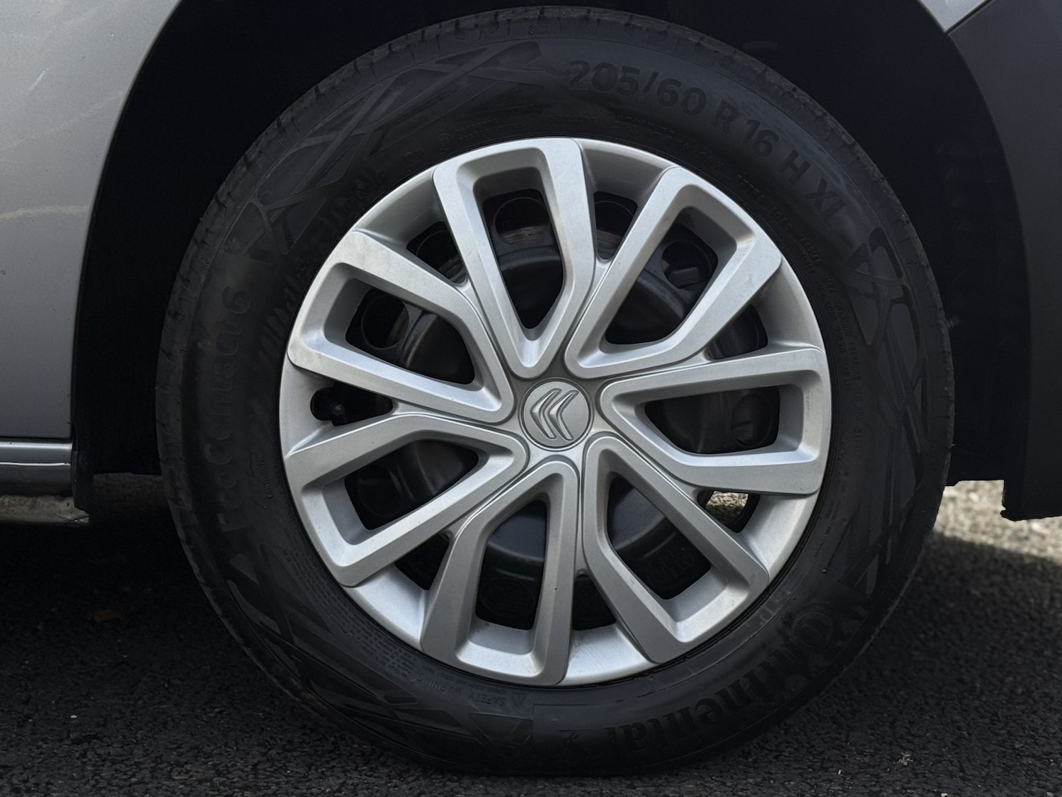 Used Citroen Berlingo 2020 for sale - 76347243: Photo 2