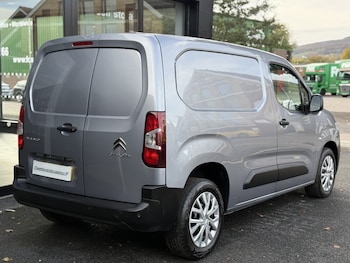 Used Citroen Berlingo 2020 for sale - 76347243: Photo