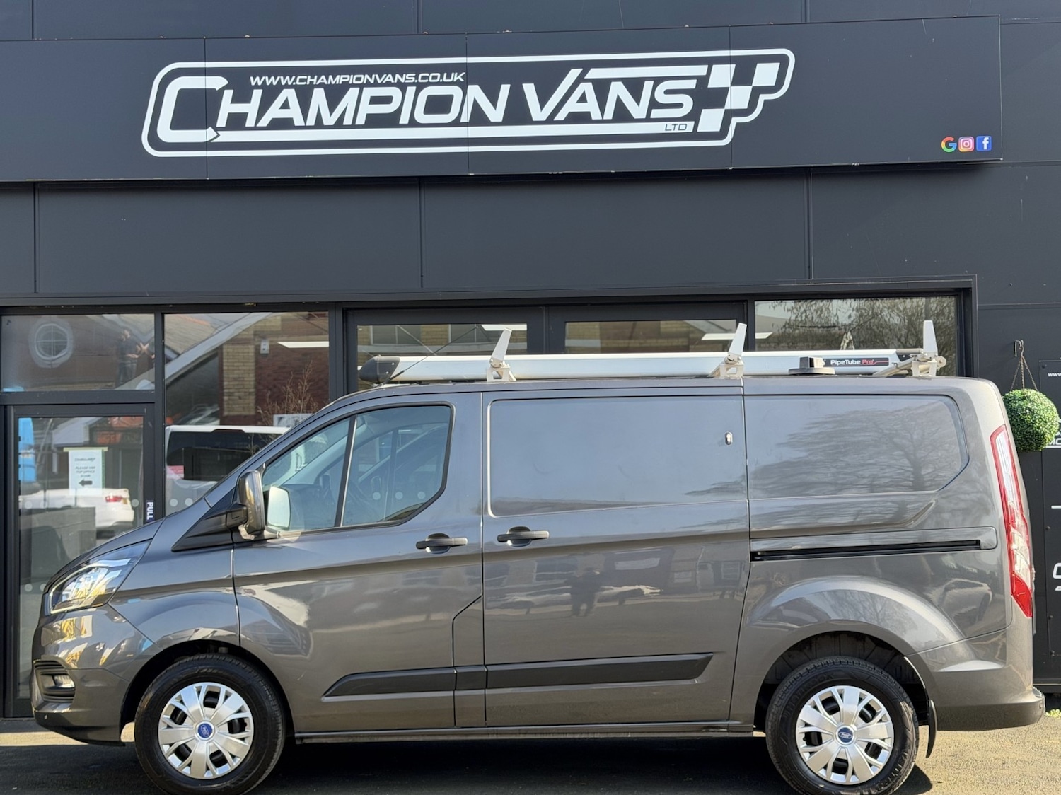 Used Ford Transit Custom 2022 for sale - 77822187: Photo 22