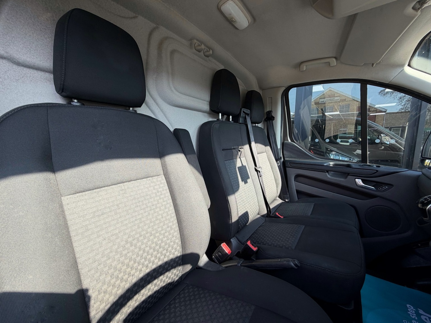 Used Ford Transit Custom 2022 for sale - 77822187: Photo 8