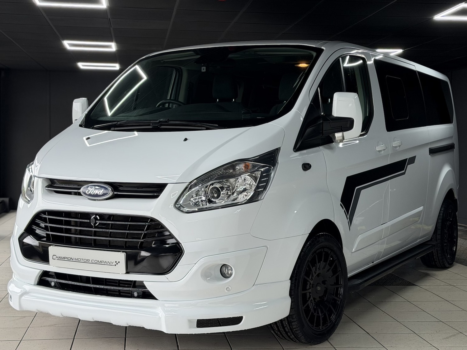Used Ford Tourneo Custom 2019 for sale - 77668652: Photo 11