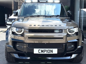 Used Land Rover Defender 110 2020 for sale - 75677153: Photo