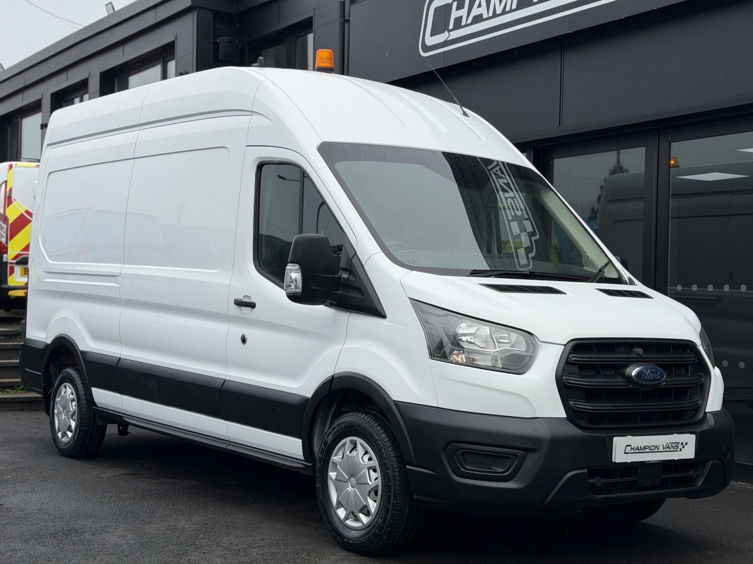 Used Ford Transit 2020 for sale - 78070555: Photo 1