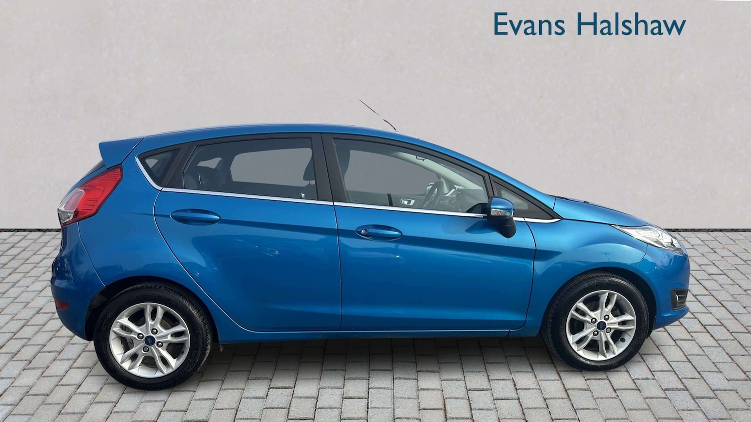 Used Ford Fiesta 2015 for sale - 78060180: Photo 2