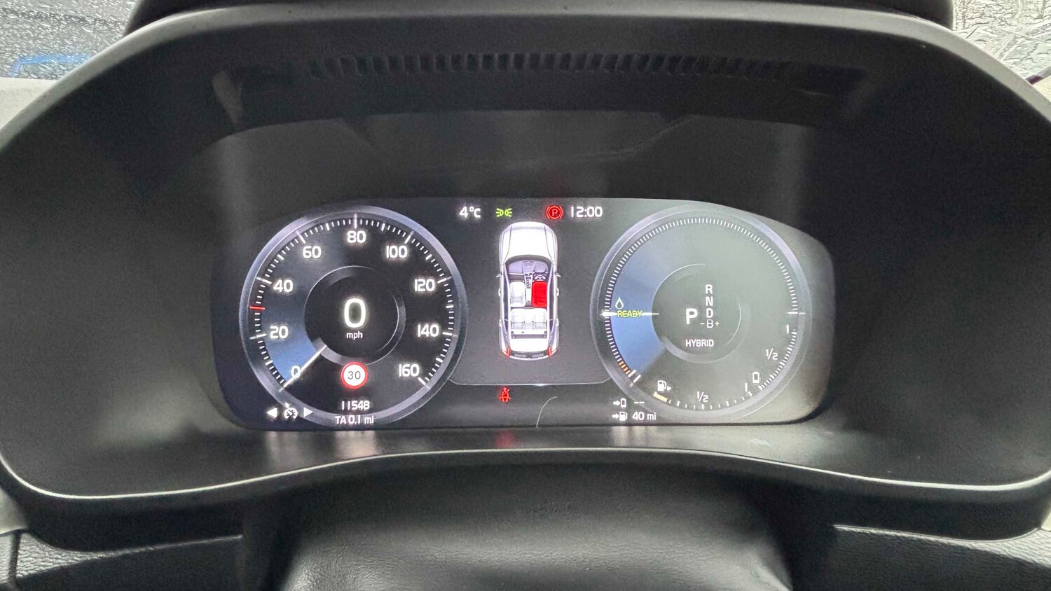 Used Volvo XC40 for sale - 77861906: Photo 16