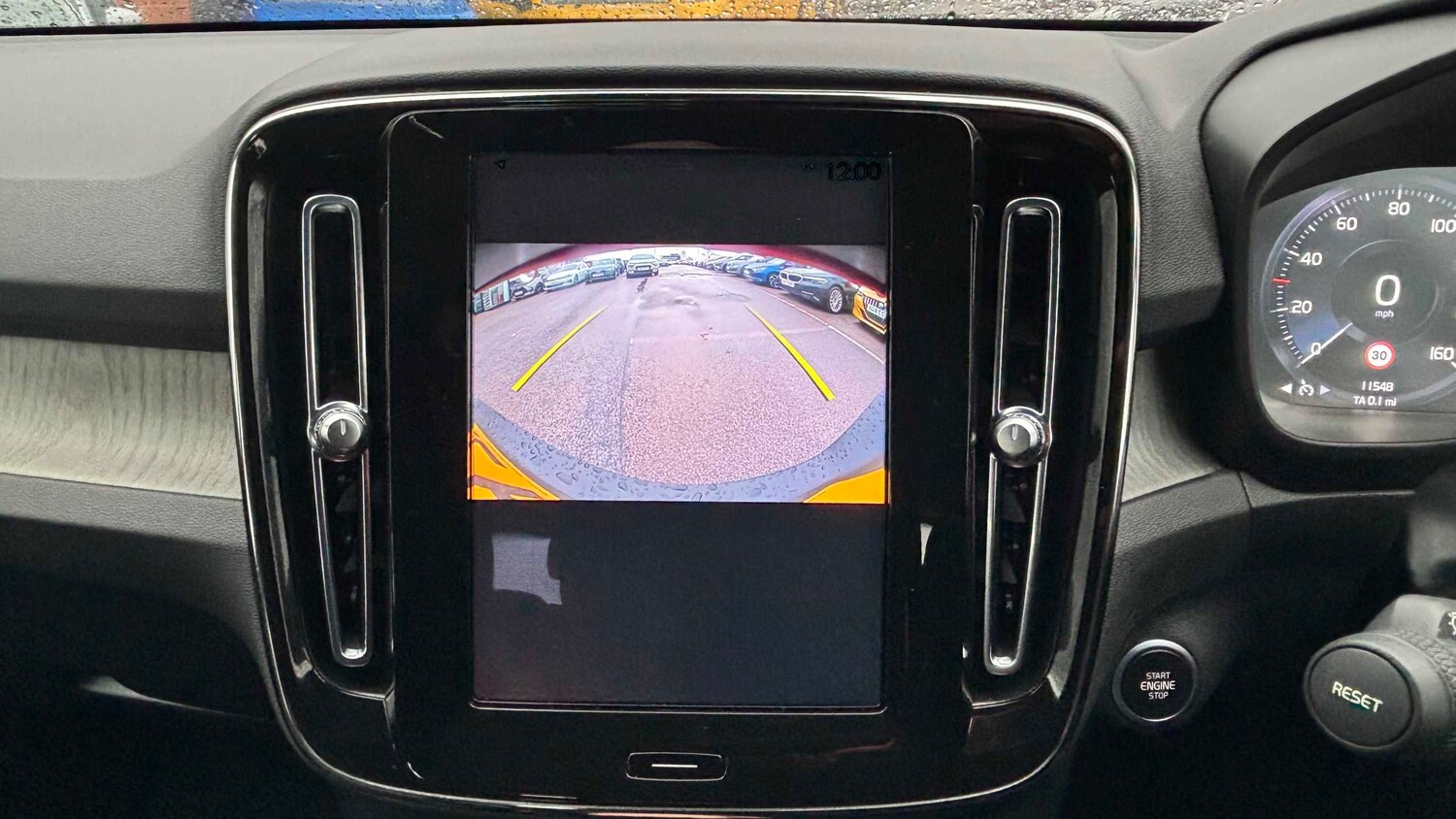 Used Volvo XC40 for sale - 77861906: Photo 18