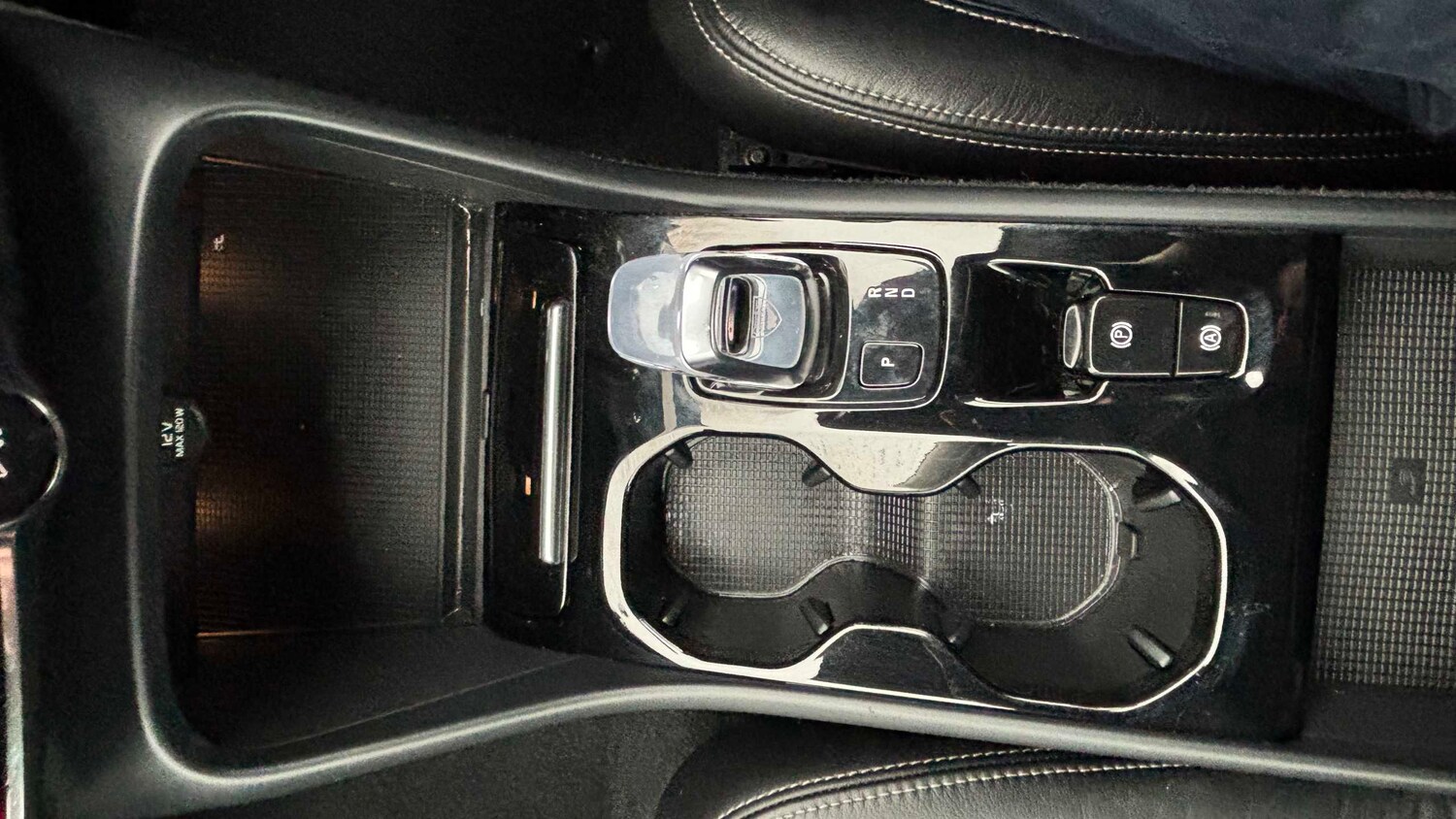 Used Volvo XC40 for sale - 77861906: Photo 19