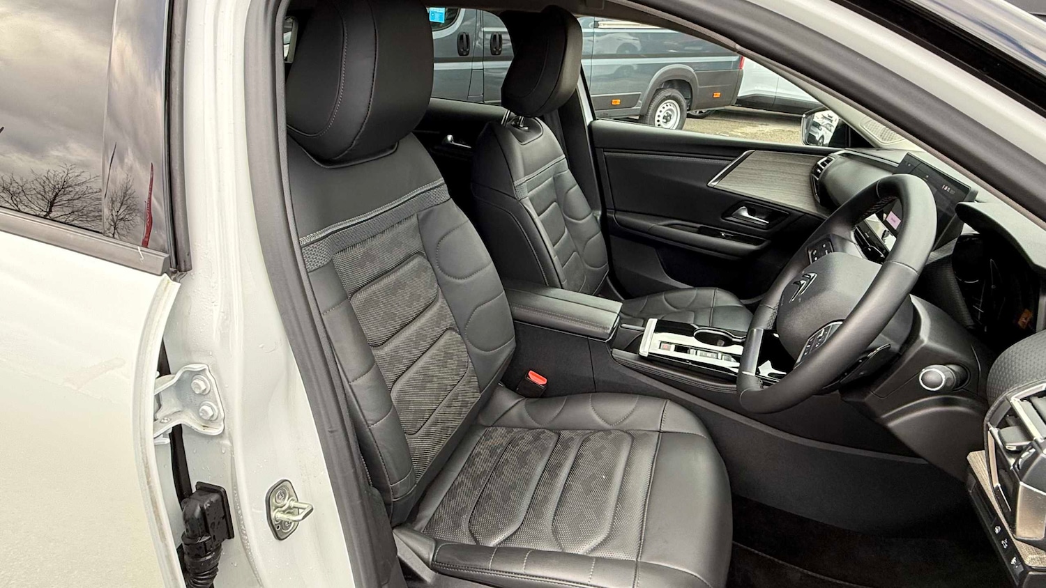 Used Citroen C5 X 2023 for sale - 77857981: Photo 12