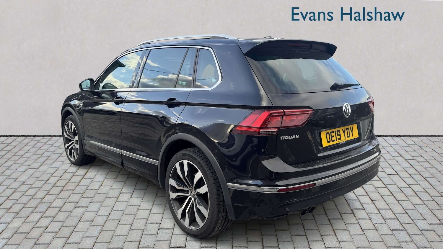 Used Volkswagen Tiguan 2019 for sale - 78089970: Photo 4