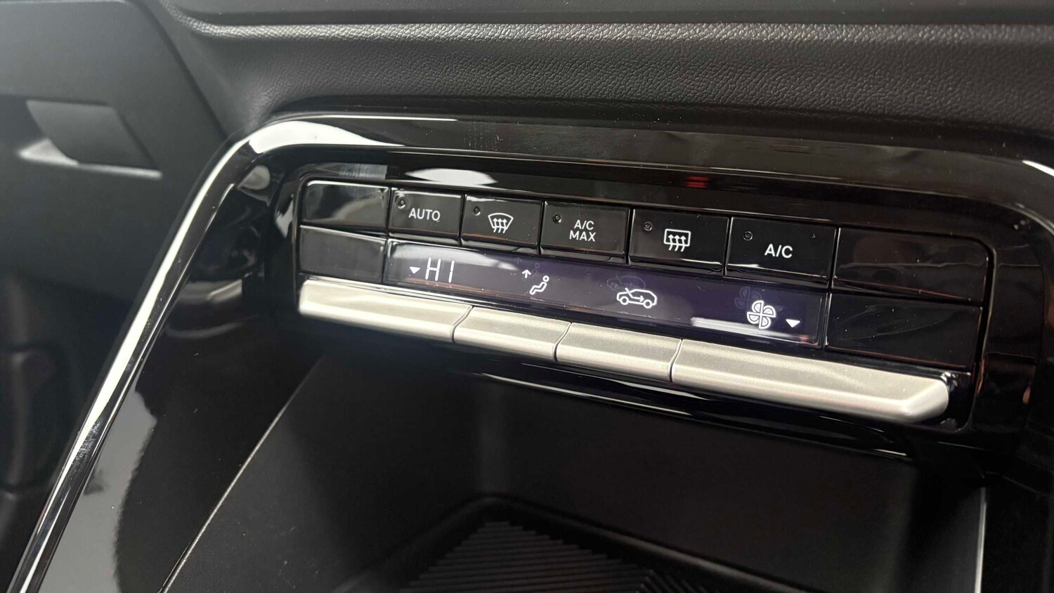 Used Citroen C3 Aircross for sale - 77860703: Photo 21