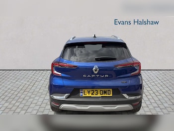 Used Renault Captur 2023 for sale - 79455712: Photo