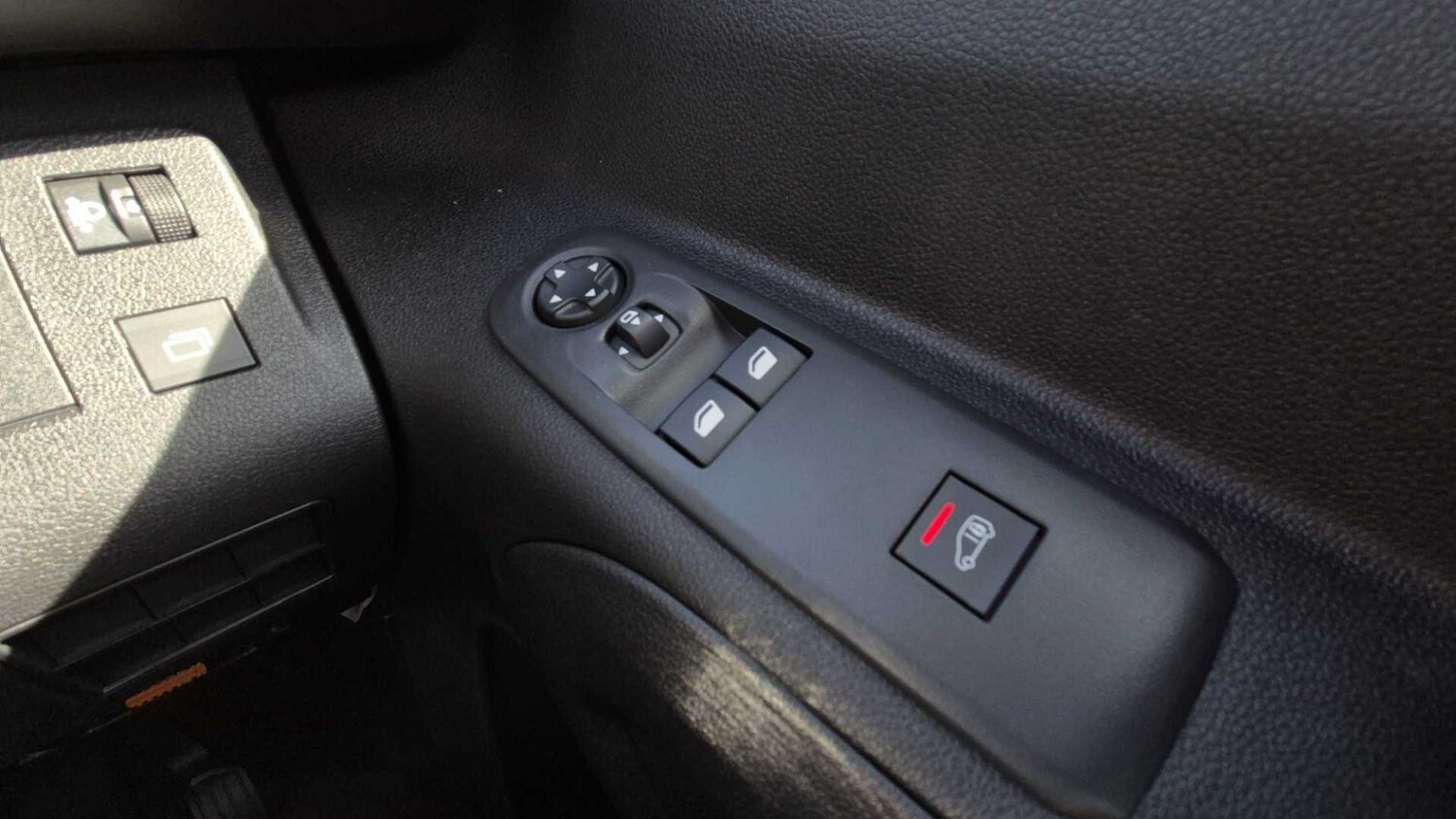 Used Fiat Doblo 2025 for sale - 77856521: Photo 18