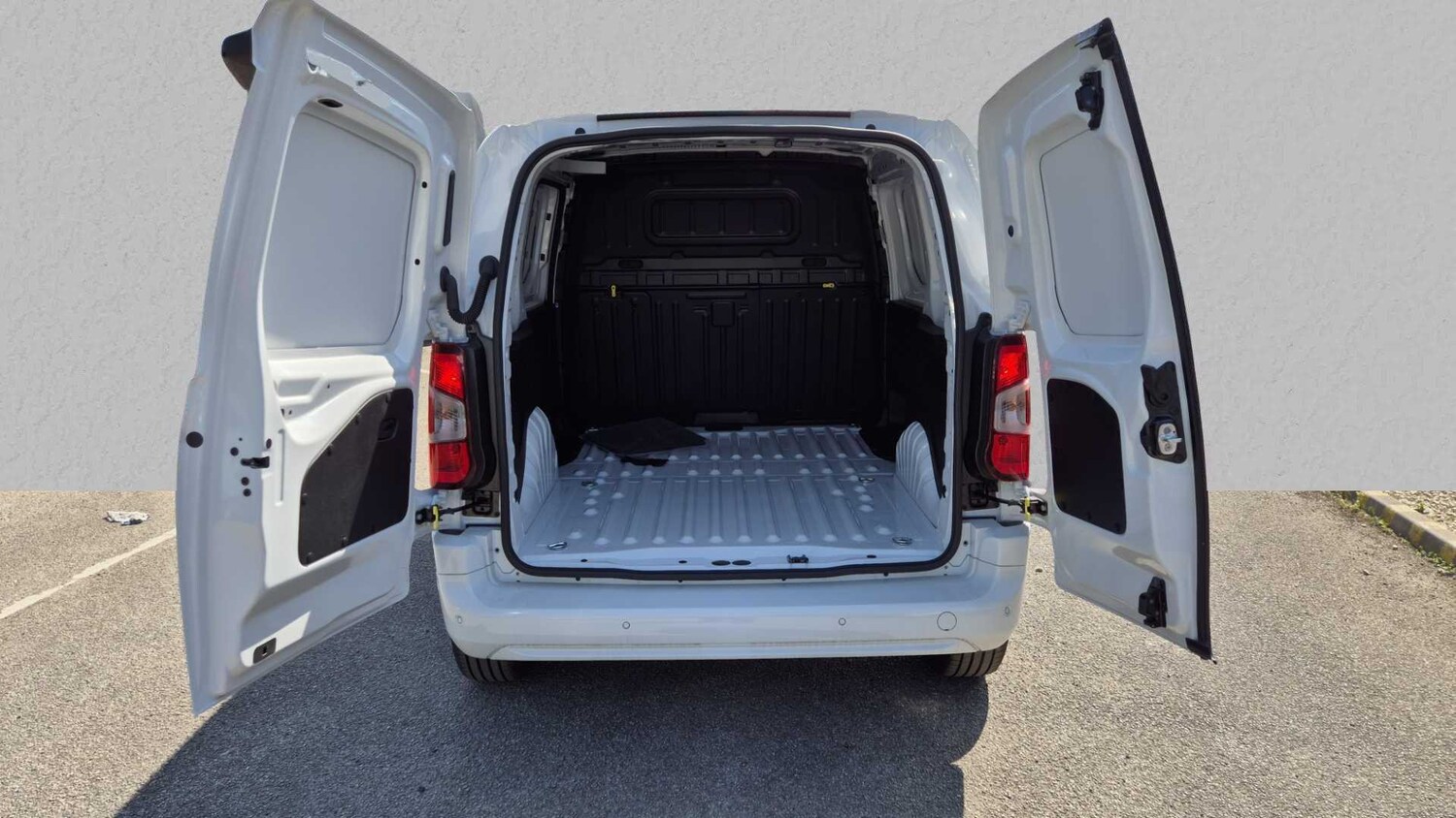 Used Fiat Doblo 2025 for sale - 77856521: Photo 9