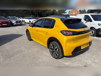 Used Peugeot 208 2020 for sale - 79428980: Photo