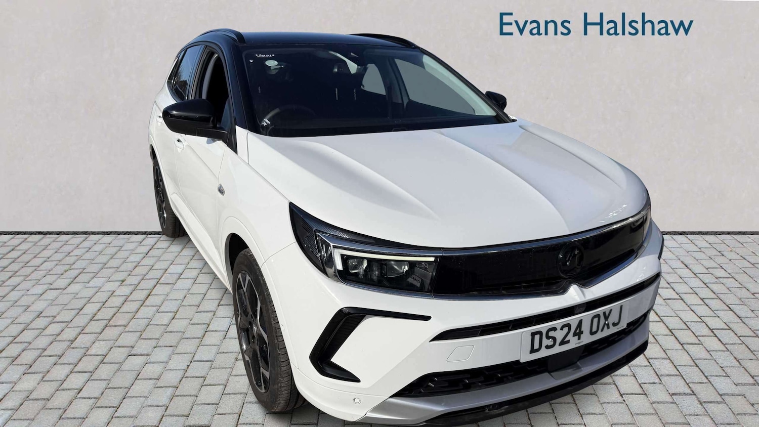 Used Vauxhall Grandland for sale - 77860435: Photo 2