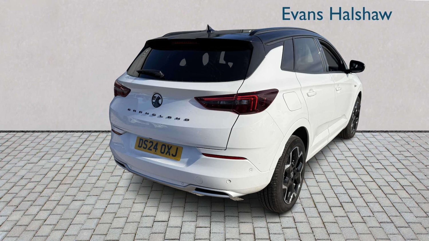 Used Vauxhall Grandland for sale - 77860435: Photo 3