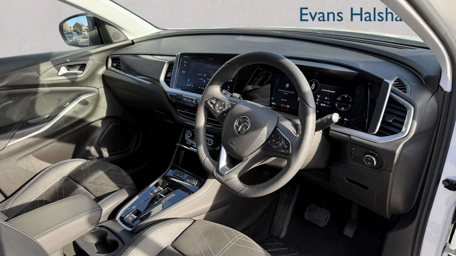 Used Vauxhall Grandland for sale - 77860435: Photo 5