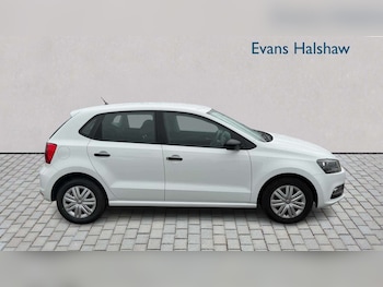 Used Volkswagen Polo 2016 for sale - 79096049: Photo