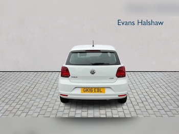 Used Volkswagen Polo 2016 for sale - 79096049: Photo