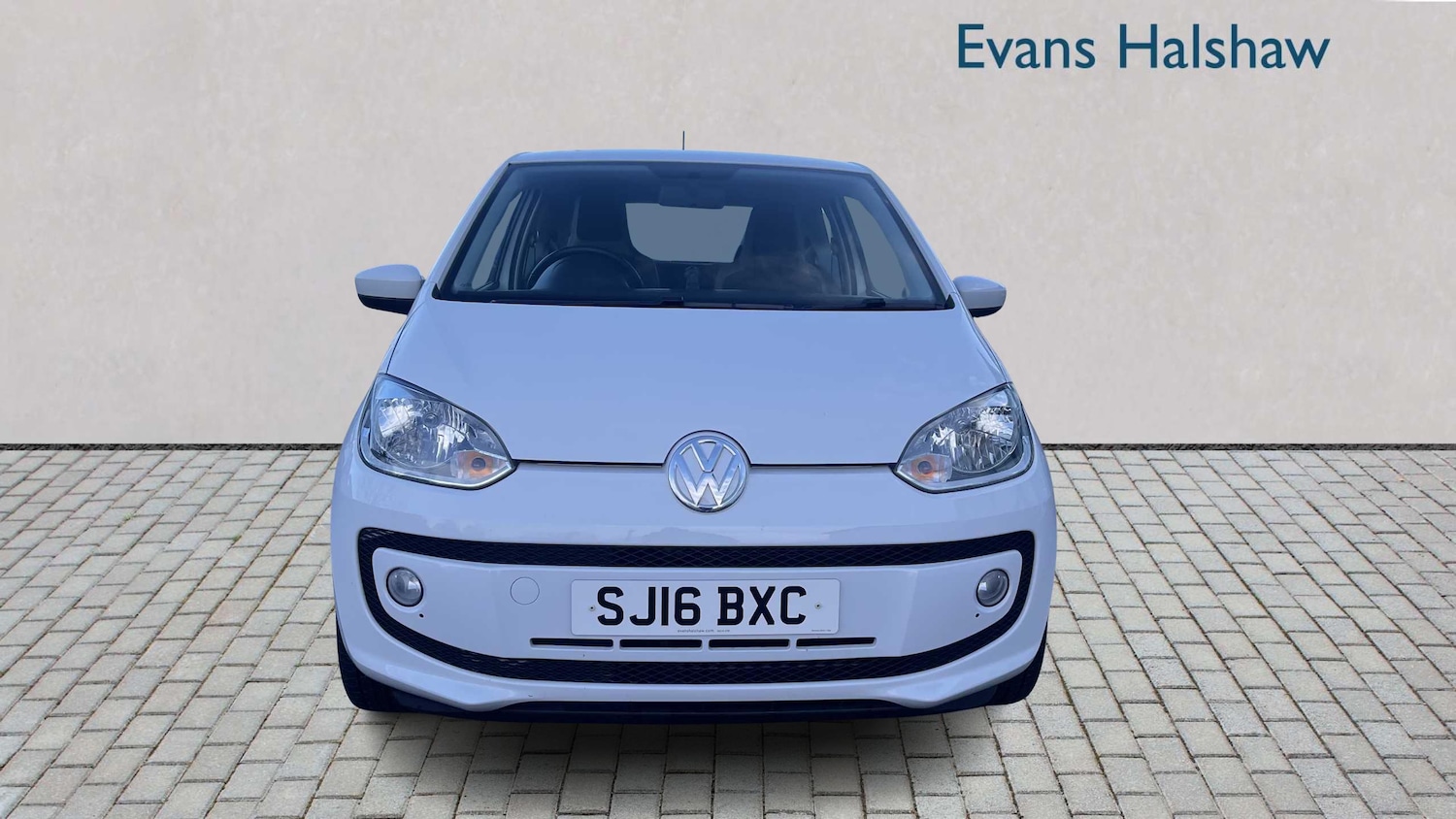 Used Volkswagen up! 2016 for sale - 77961184: Photo 2