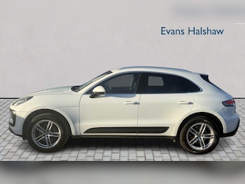 Used Porsche Macan 2022 for sale - 77928492: Photo